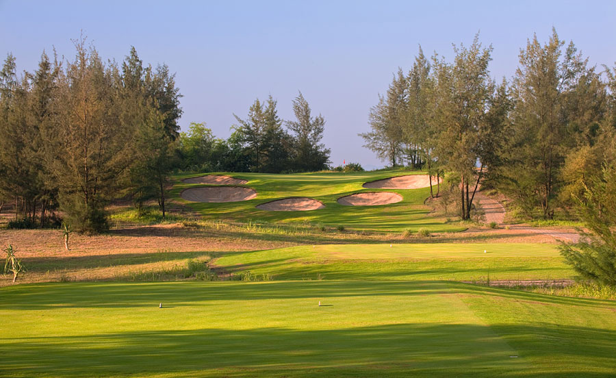 Thiết kế bunker Sân golf montgomerie links