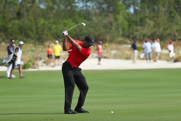 gậy golf cán sắt thích hợp với người chơi nào