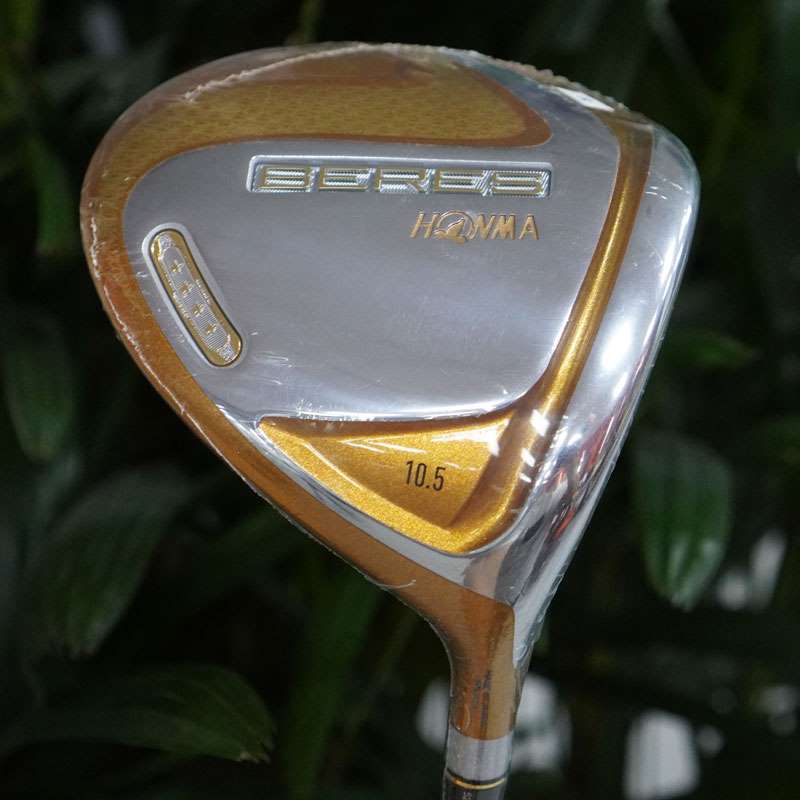 Thiết kế đầu gậy golf Driver Honma 4 sao với những chi tiết mạ vàng tinh tế