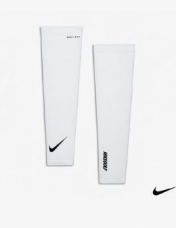 Ống tay Nike CL Sleeve Solar