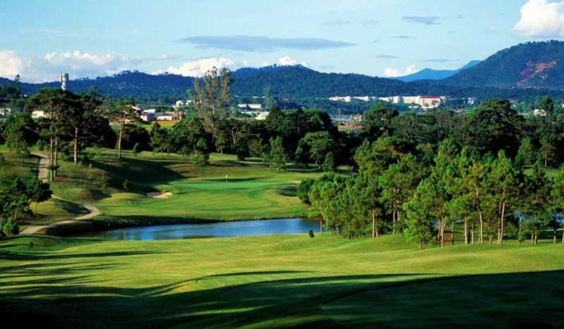 Sân golf Đà Lạt - Dalat Palace Golf Club 