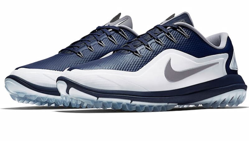 Nike Vapor 2 Wide được áp dụng công nghệ cao vào quá trình sản xuất
