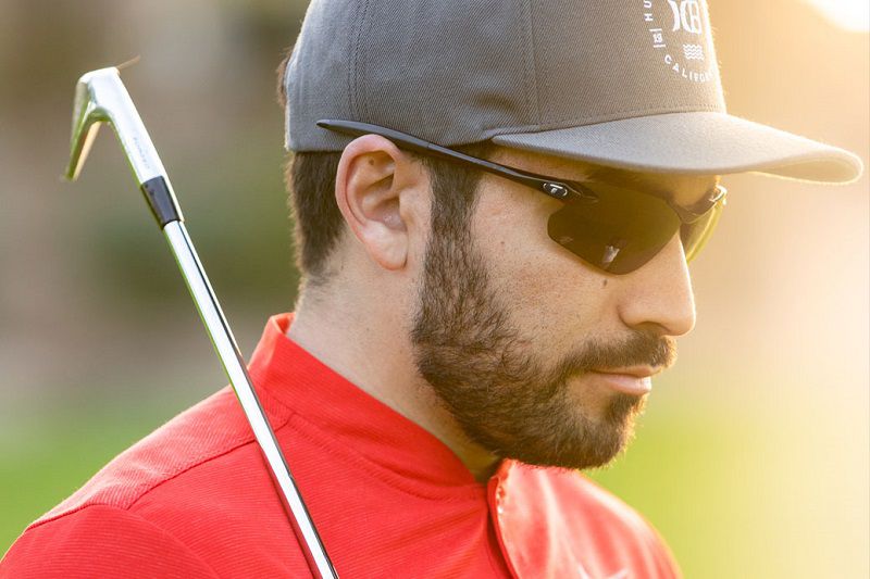 Kính golf vừa bảo vệ đôi mắt, vừa tạo nên phong cách cá tính của golfer