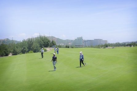 Tìm hiểu về sân golf Xuân Thành