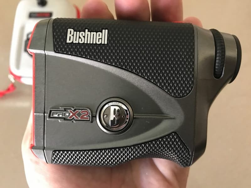 Ống nhòm Bushnell Pro X2 có độ phóng đại lên tới 6 lần, cho hình ảnh cực kỳ sắc nét