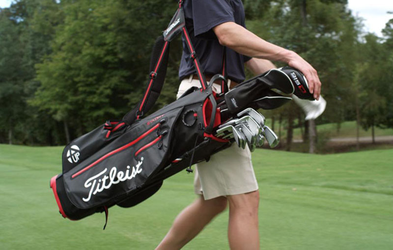 Túi đựng gậy golf cũ được nhiều golfer lựa chọn