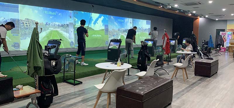 Sân được ứng dụng công nghệ hiện đại mang tới trải nghiệm chân thật nhất với golfer