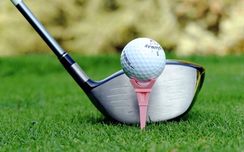 độ loft của gậy golf ảnh hưởng đến cú đánh bóng trên tee
