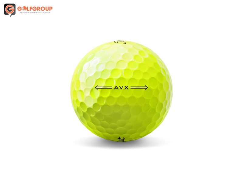 Bóng Golf Titleist AVX Vàng với nhiều tính năng vượt trội là sự lựa chọn của nhiều golfer