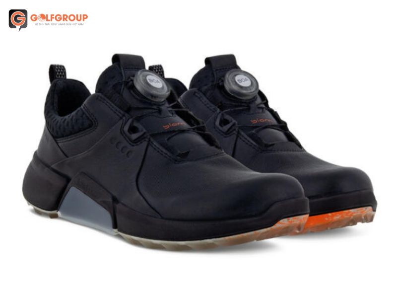 Giày golf Ecco W Biom H4 BOA Black được thiết kế vừa vặn với bàn chân của golfer