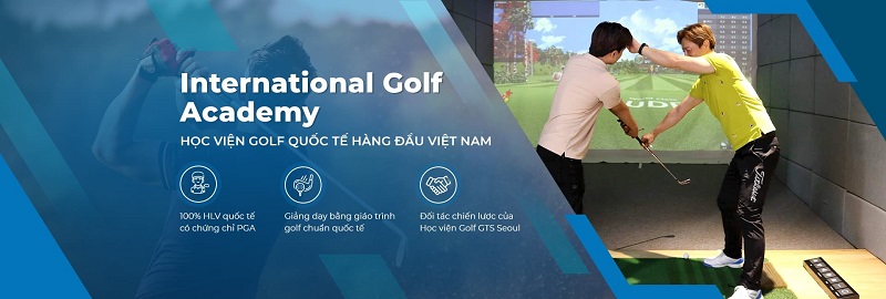 Học viện sở hữu đội ngũ HLV quốc tế hàng đầu Việt Nam