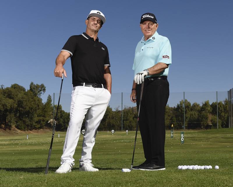 Để tránh chấn thương không mong muốn, golfer nên học với HLV