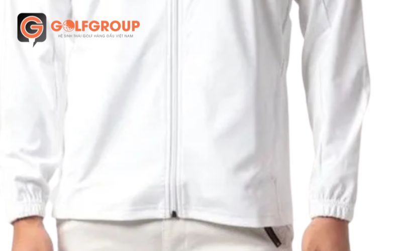 hình ảnh chất lượng cao cấp có khả năng co giãn tốt của áo khoác nam lecoq QGMUJL50 trắng
