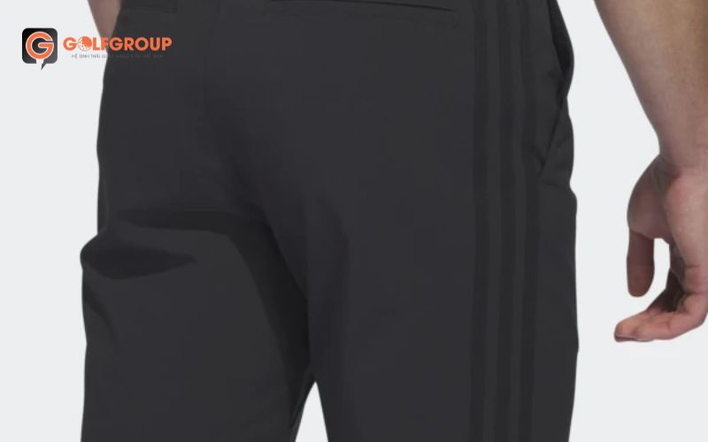 hình ảnh quần sooc nam Adidas HR7919 đen với công nghệ thiết kế đặc biệt 