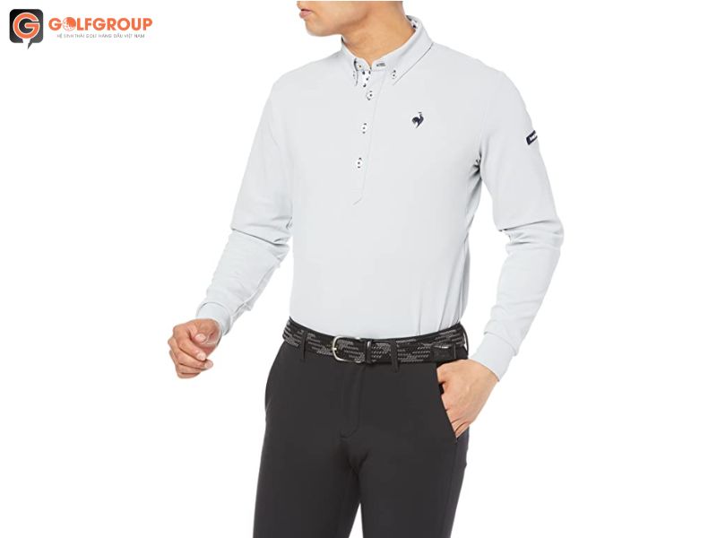 Quần áo golf nam Le Coq được làm từ chất liệu cao cấp, mang đến sự thoải mái cho golfer 
