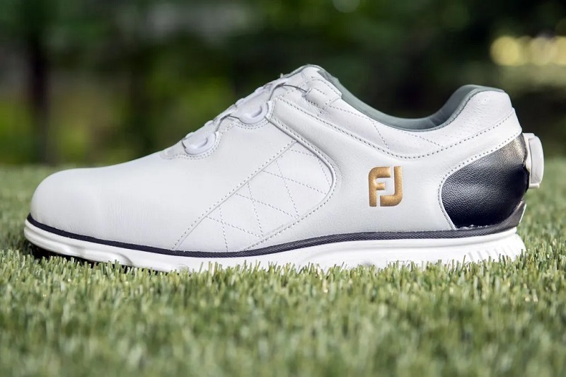 Giày FJ trẻ trung, năng động, mang đến cảm giác thoải mái cho golfer
