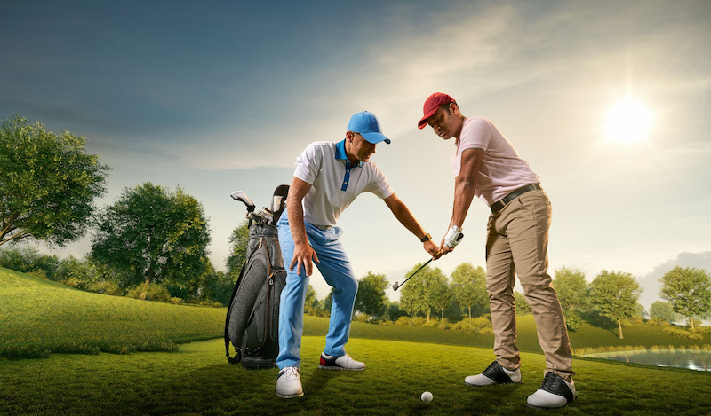 Golfer tham gia khóa học cá nhân sẽ được hướng dẫn trực tiếp bởi huấn luyện viên