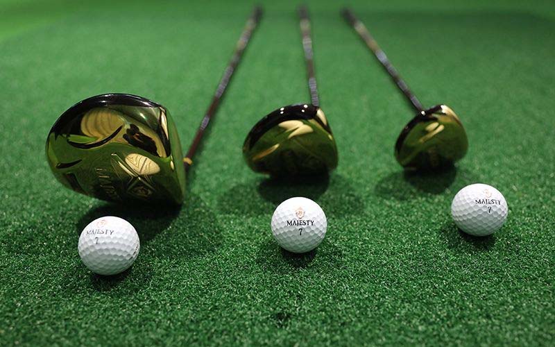 Bộ gậy golf được ứng dụng công nghệ tiên tiến cho hiệu suất đánh bóng vượt trội