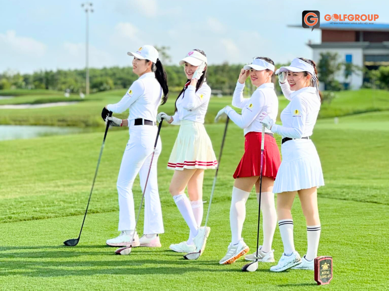 Các golfer nữ hào hứng tham gia thi đấu giải HDBank Mekong Open 2023