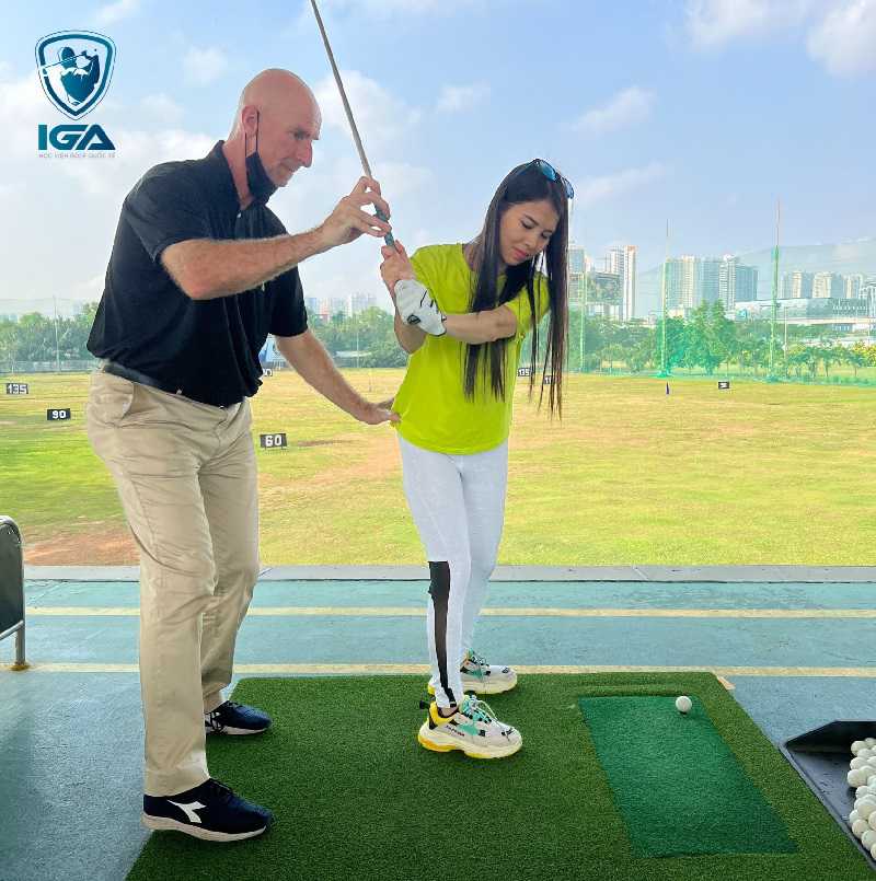Thầy dạy golf tại IGA 100% là người nước ngoài
