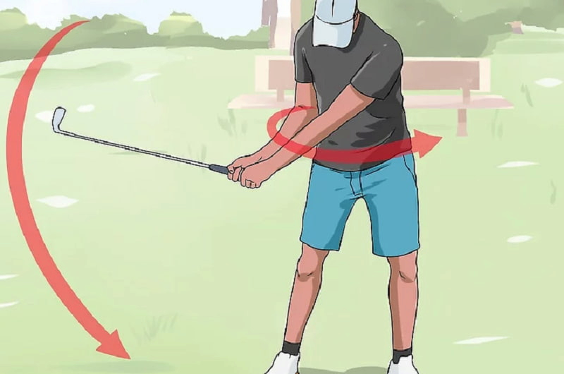 Golfer xoay vai khi hoàn thành swing ở phía sau