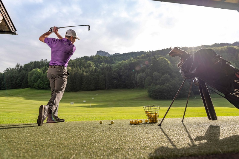Theo học lớp nâng cao, golfer sẽ được đào tạo bài bản về các kỹ thuật chuyên sâu trong golf