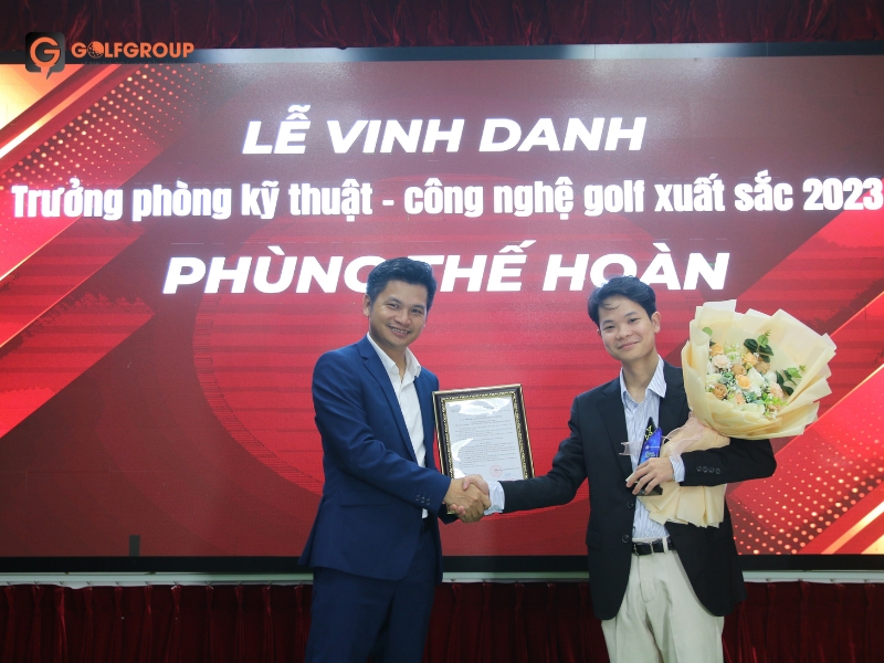 Nỗ lực và sự tận tâm của TP Phùng Hoàn được công nhận trong những buổi vinh danh