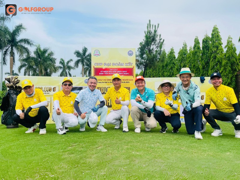 Giải golf CLB golf họ Đinh