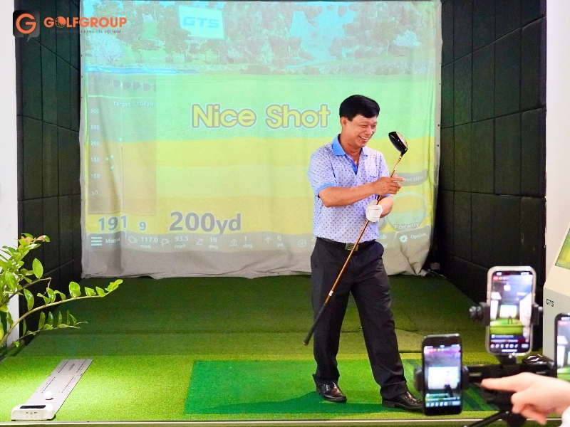 Lễ trao HIO golfer Đào Thật