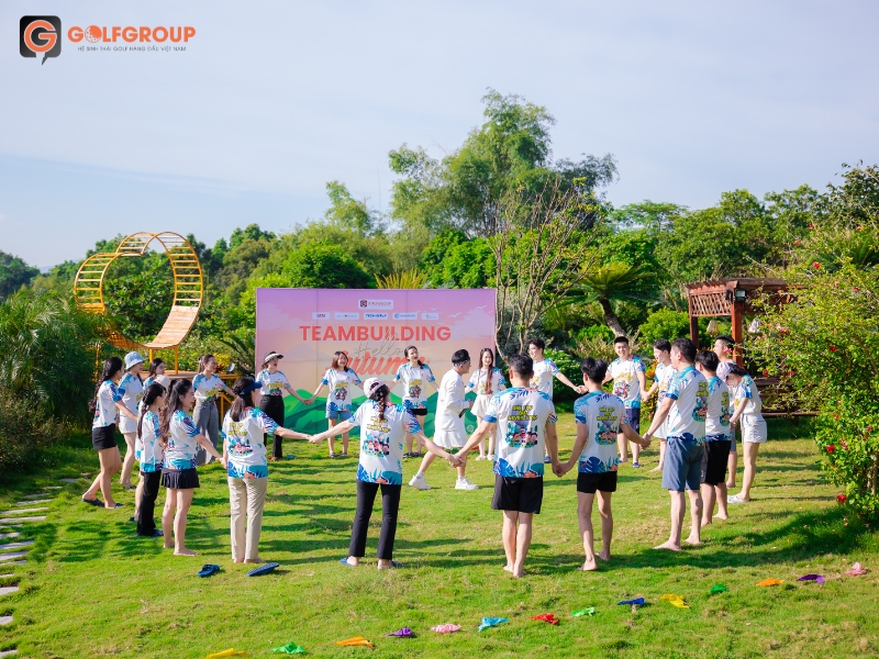 Golfgroup “Đỉnh Nóc, Kịch Trần" Với Team Building “Vui Hoà Bình - Cháy Hết Mình"