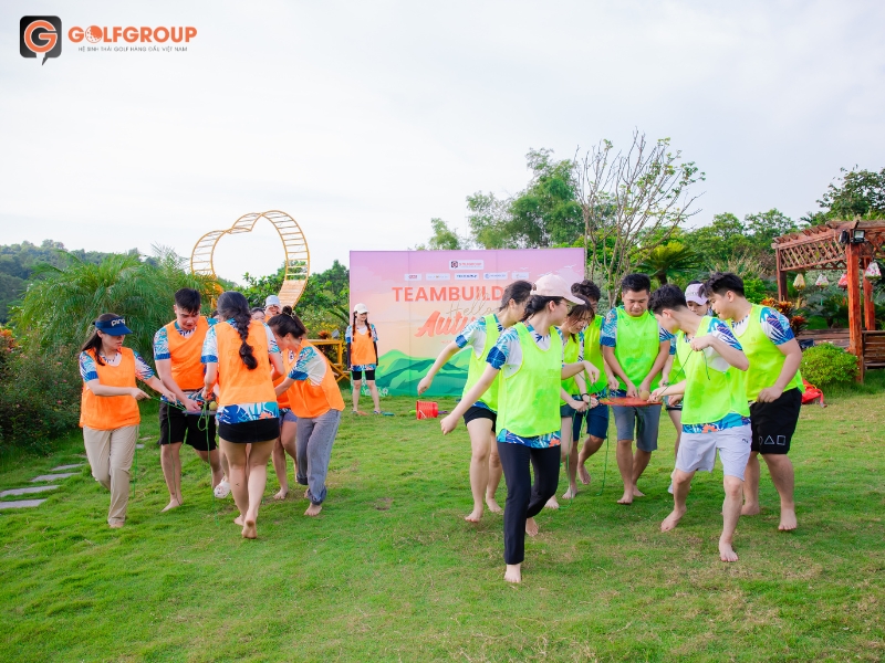 Golfgroup “Đỉnh Nóc, Kịch Trần" Với Team Building “Vui Hoà Bình - Cháy Hết Mình"