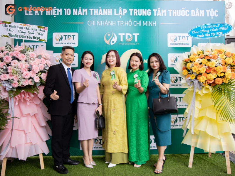 Chủ tịch Vũ Kim Dung cùng Đại diện BLĐ Golfgroup Tham Dự Lễ Kỷ Niệm 10 Thành Lập Thuốc Dân Tộc HCM