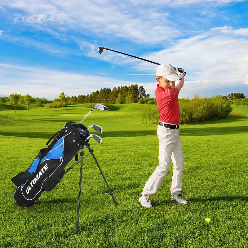 Kích thước gậy golf cần phù hợp với golfer nhí