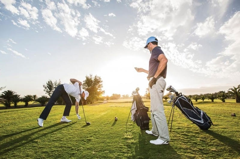 Tee time không có sẵn và không bắt buộc có sự linh hoạt cao
