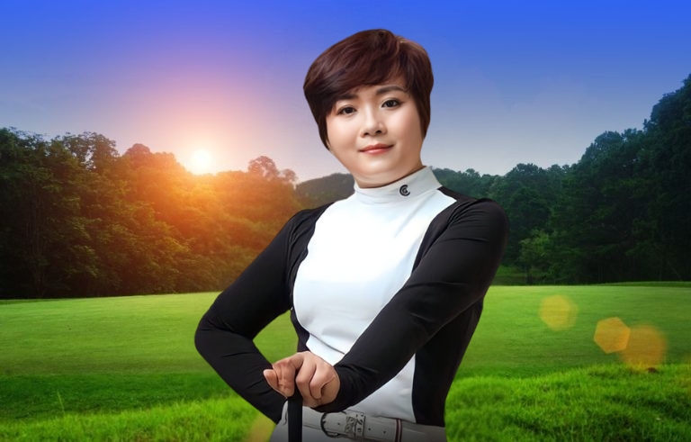 Huấn luyện viên Bùi Thị Thoa