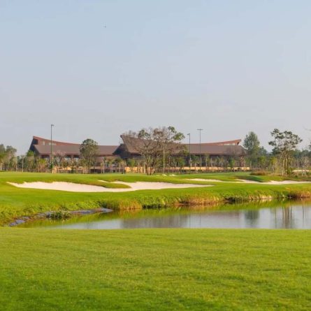 Sân Tập Golf Phú Mỹ Hưng - Địa Điểm Lý Tưởng Cho Mọi Golfer