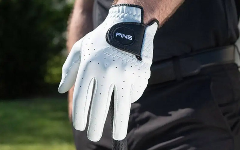 Chọn đúng size găng tay golf là yếu tố rất quan trọng