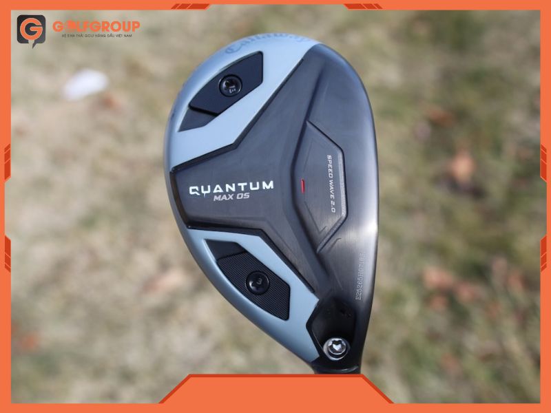 Nhờ OptiFit 4, rescue Quantum dễ căn khoảng cách 170–200 yards và giảm chồng gậy