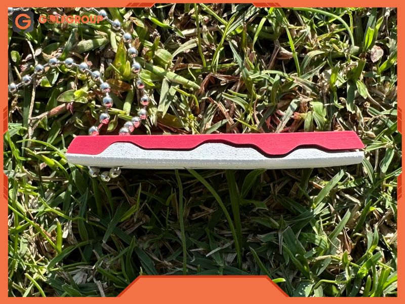 Mặt gậy AI Dual Insert trên Odyssey AI Dual 2 Ball BD giúp duy trì tốc độ bóng ổn định ngay cả khi tiếp xúc lệch tâm.