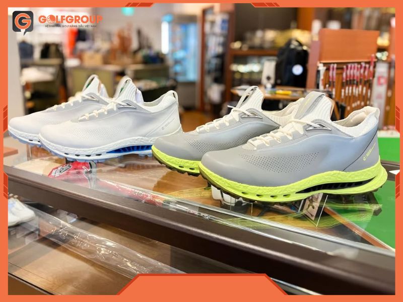 Ưu điểm này giải quyết những vấn đề mà golfer quan tâm ở một đôi giày golf