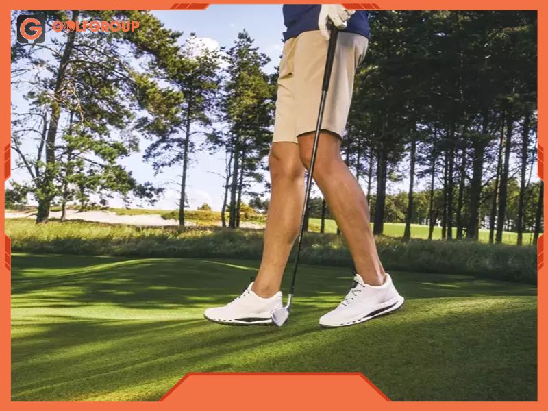 Thiết kế thoáng mát, đặc biệt phù hợp với thời tiết nắng nóng ở sân golf