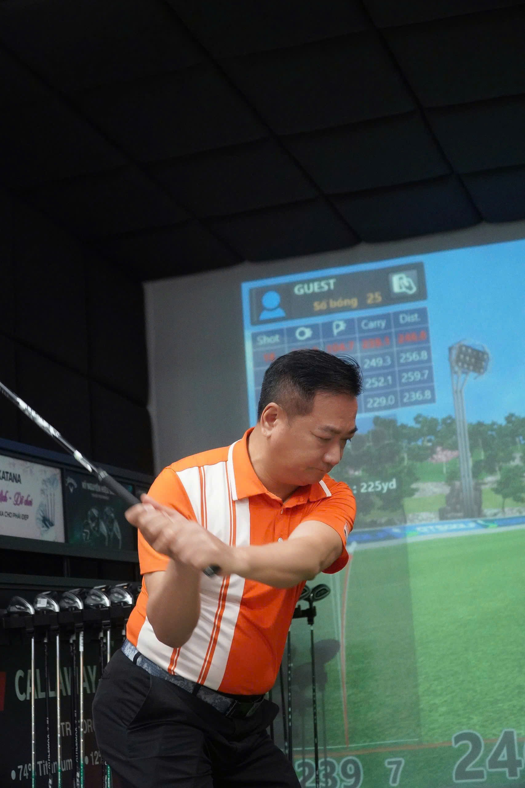 HLV Đinh Công Lợi trải nghiệm sản phẩm